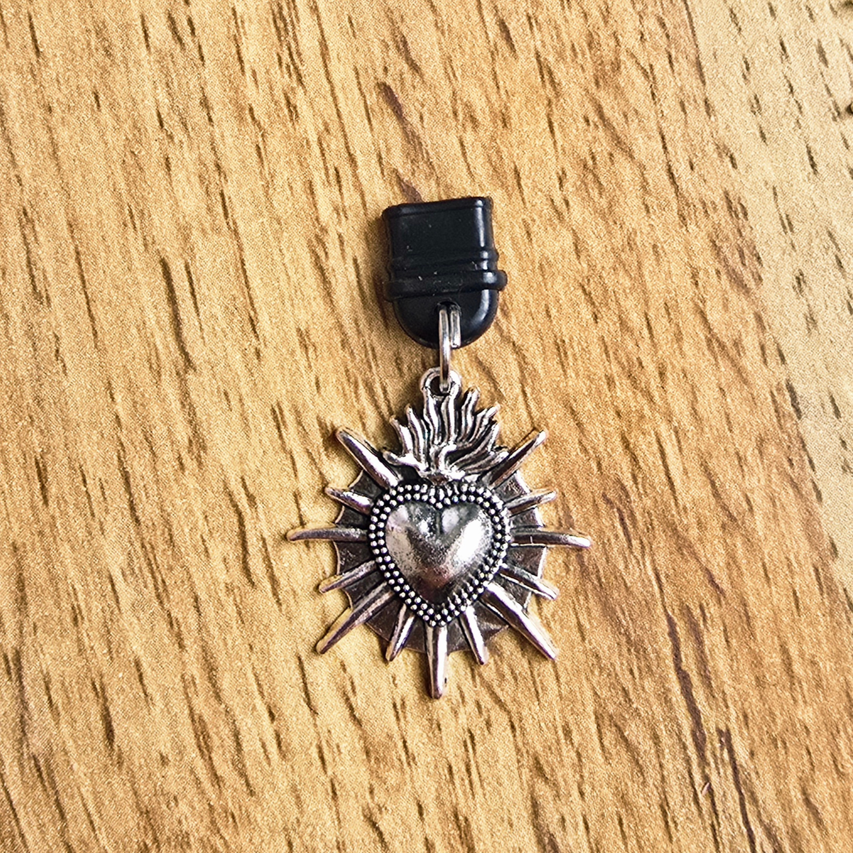 Sacred Heart Dust Plug