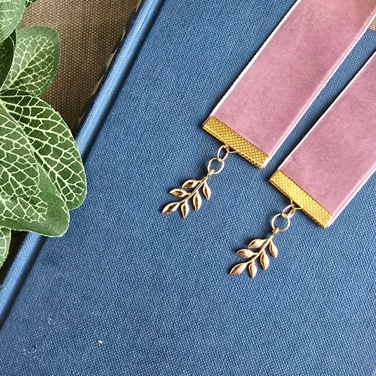 Botanical Laurel Leaf Ribbon Bookmark