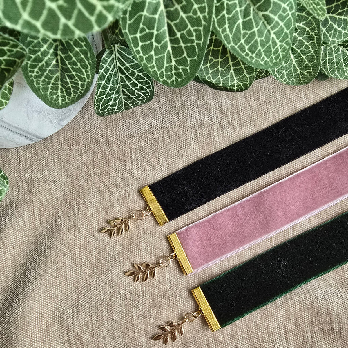 Botanical Laurel Leaf Ribbon Bookmark