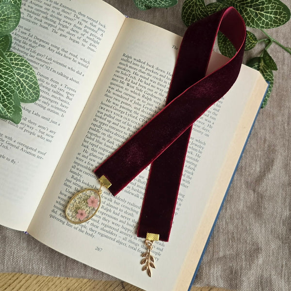 Pressed Flower Resin Pendant Ribbon Bookmark