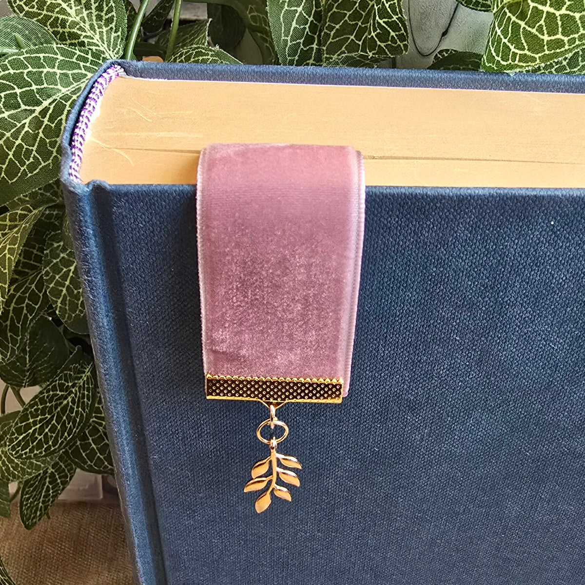 Botanical Laurel Leaf Ribbon Bookmark