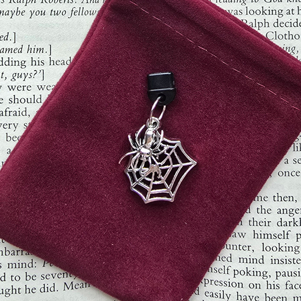 Weaver's Curse Dust Plug