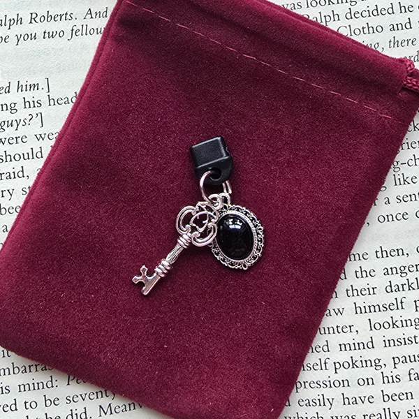 Skeleton Key Dust Plug