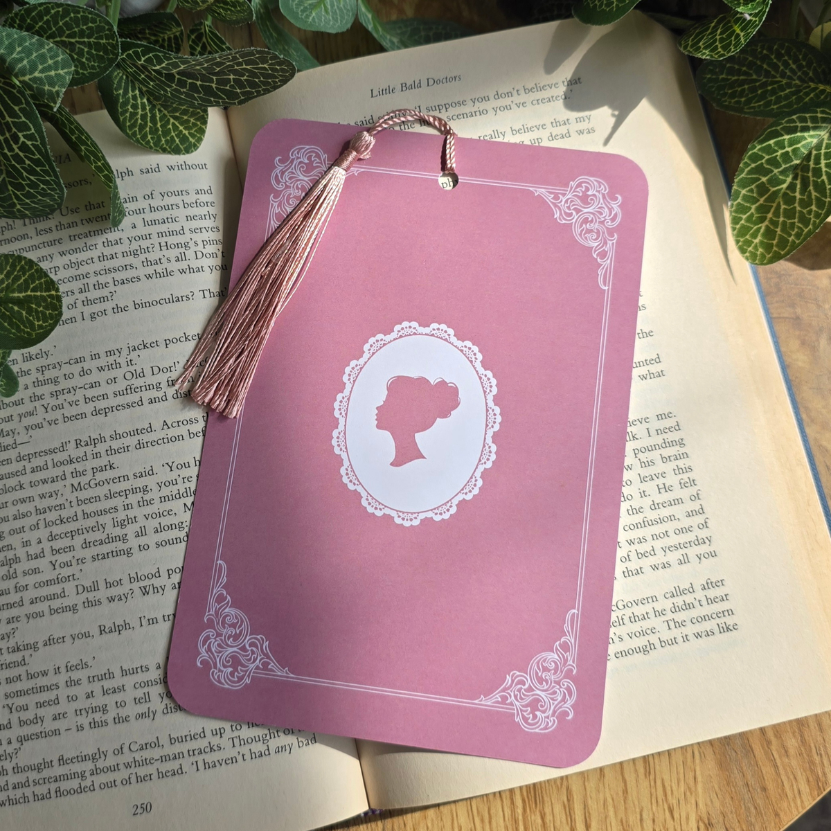 Resplendent Bookmark