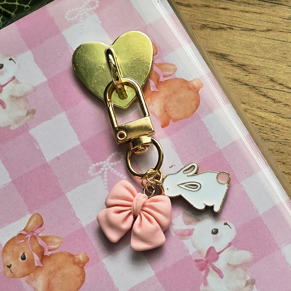 Sweetheart Meadow Kindle Charm