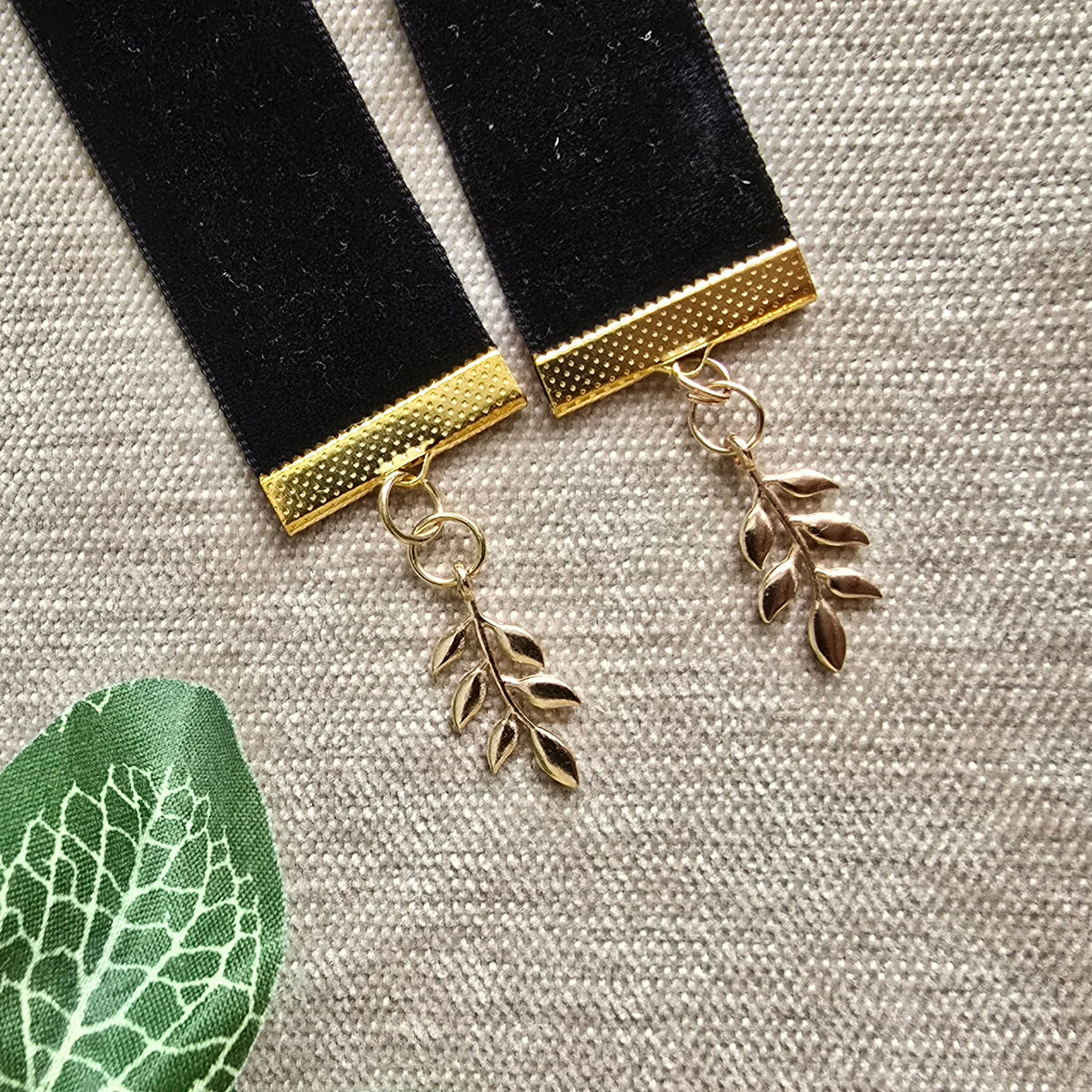 Botanical Laurel Leaf Ribbon Bookmark