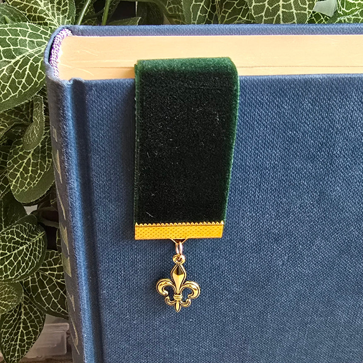 Fleur-de-Lis Ribbon Bookmark