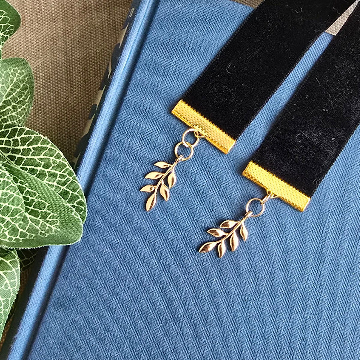 Botanical Laurel Leaf Ribbon Bookmark