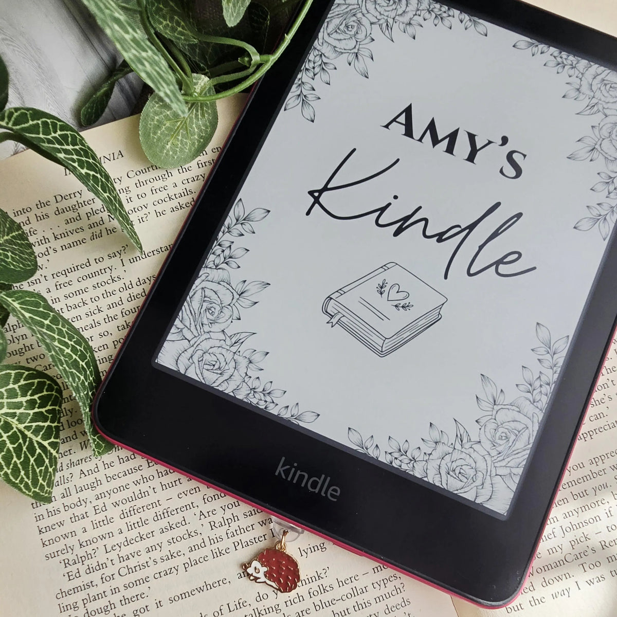Cosy Critters Kindle Dust Plug
