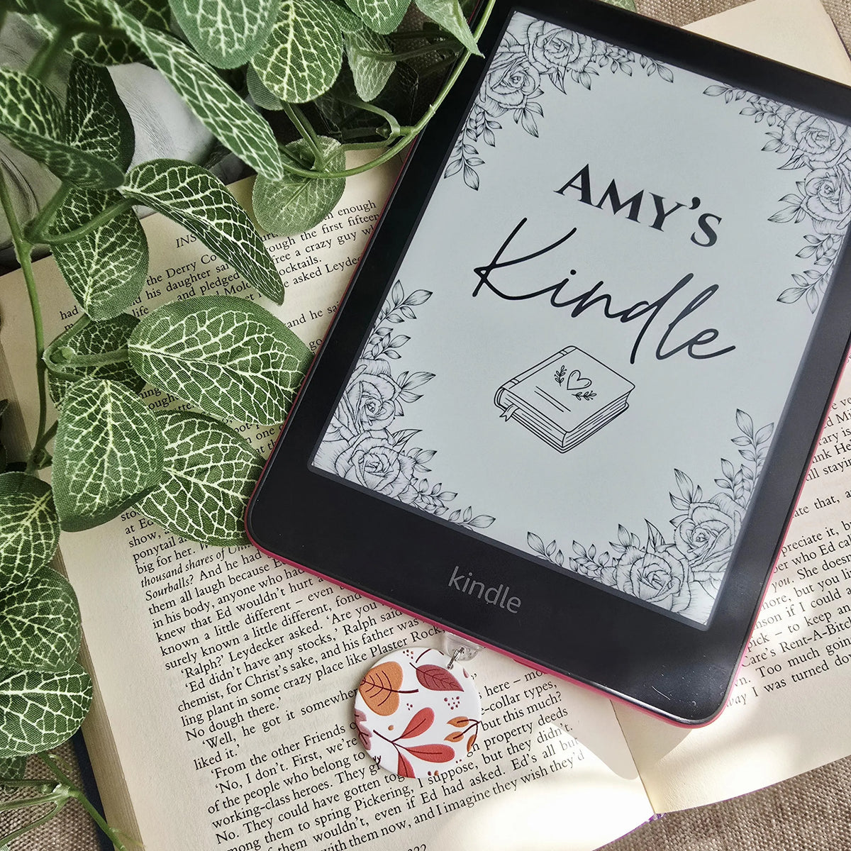 Autumn Leaves Kindle Dust Plug