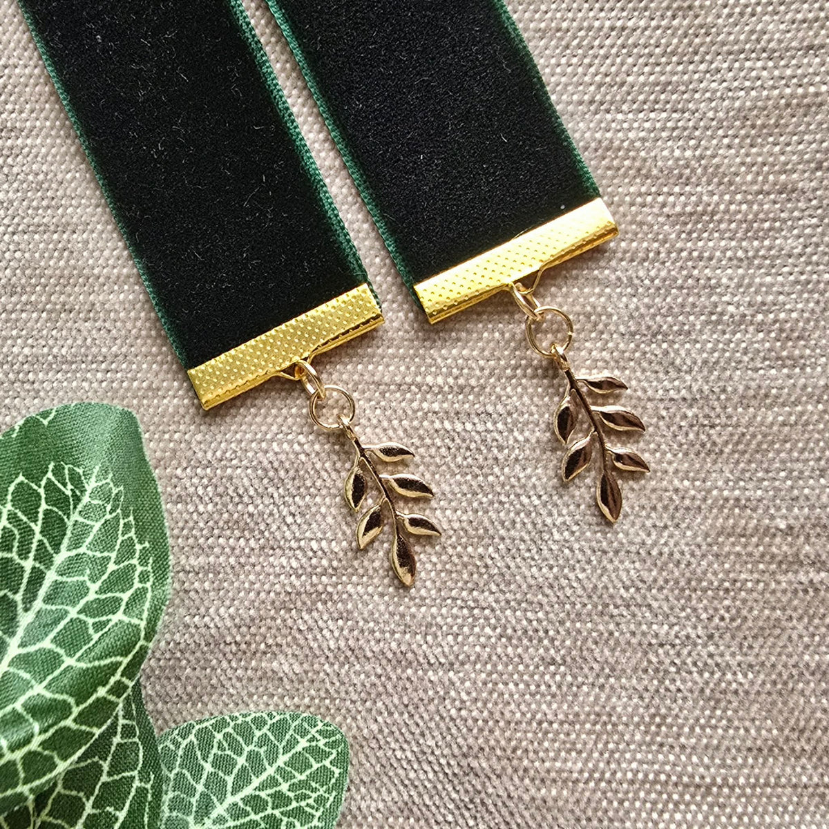 Botanical Laurel Leaf Ribbon Bookmark