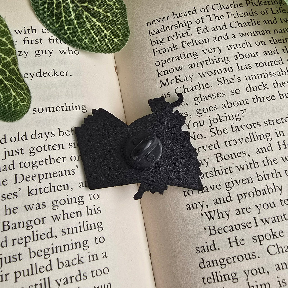 A Reader Without Their Book Badge